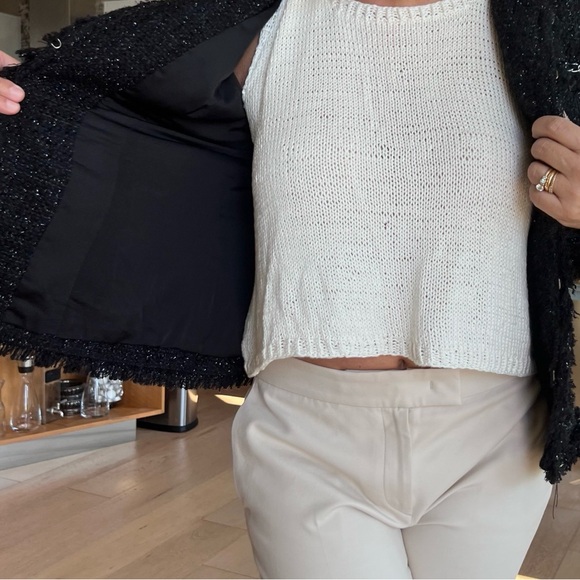 Blazer - Picture 11 of 13